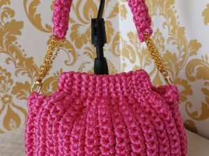 ✨ Bolsa em Crochê Rosa ✨