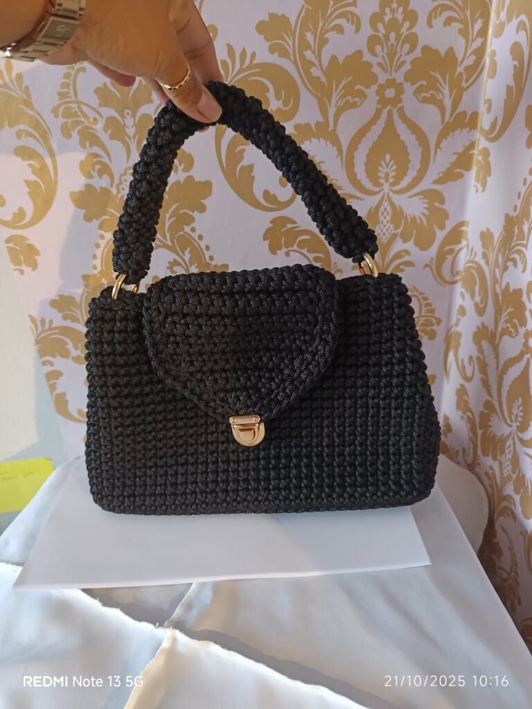 Bolsa Clássica Preta  🖤