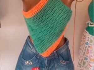 Blusa Multicores em Crochê Artesanal