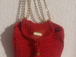 Bolsa Red Moderna em Crochê