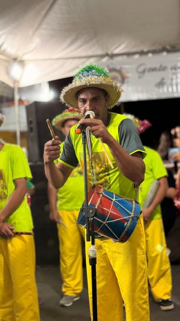 🎶 Aulas de Terno de Reis – Para Crianças, Adolescentes e Adultos