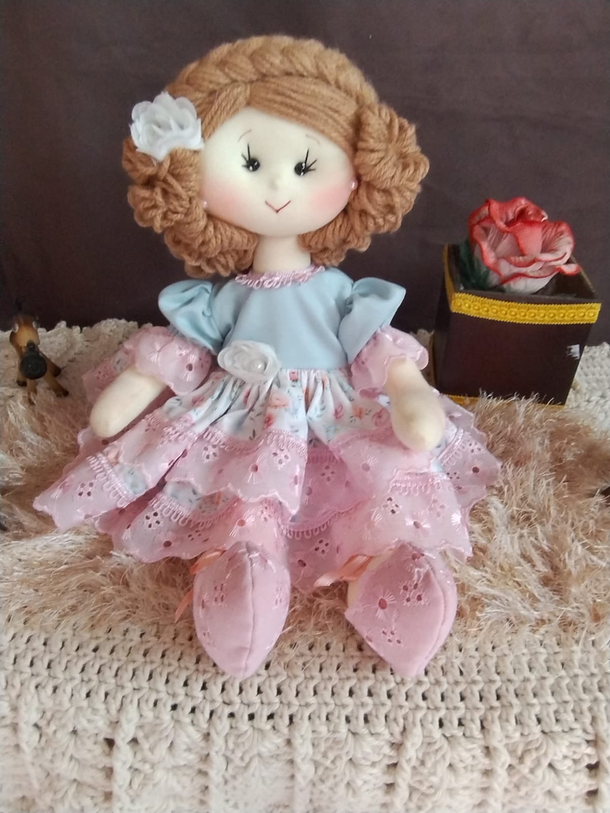 Boneca de Pano Artesanal Decorativa – Modelo Exclusivo