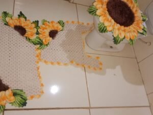 Jogo de Banheiro Artesanal em Crochê – Girassol