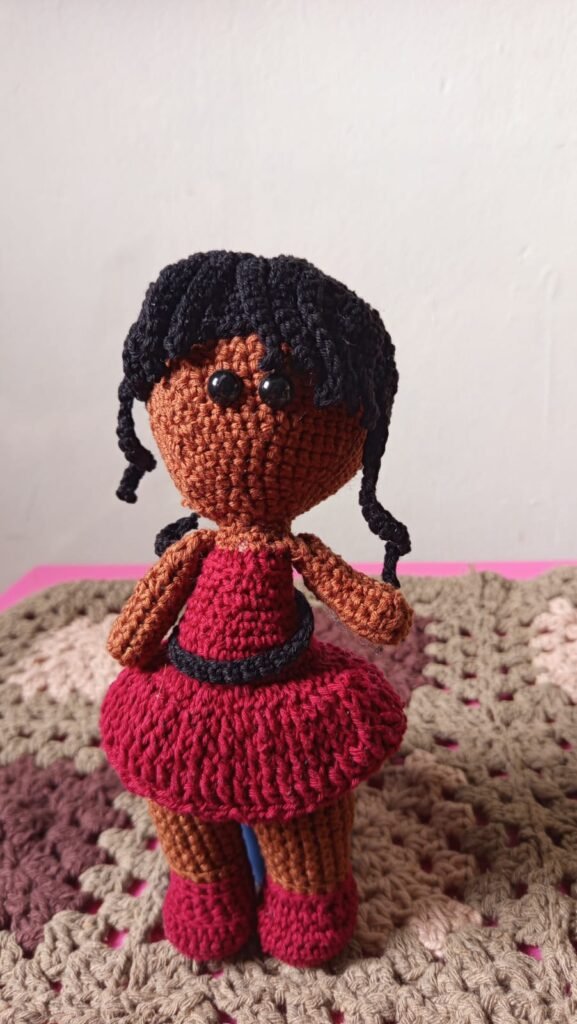 Boneca Celina em Crochê Artesanal