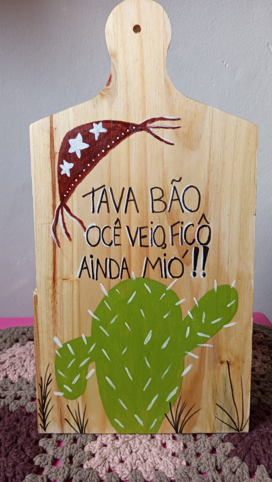 Descanso de Panela Decorativo em Madeira – Arte Pintada à Mão - Imagem 3