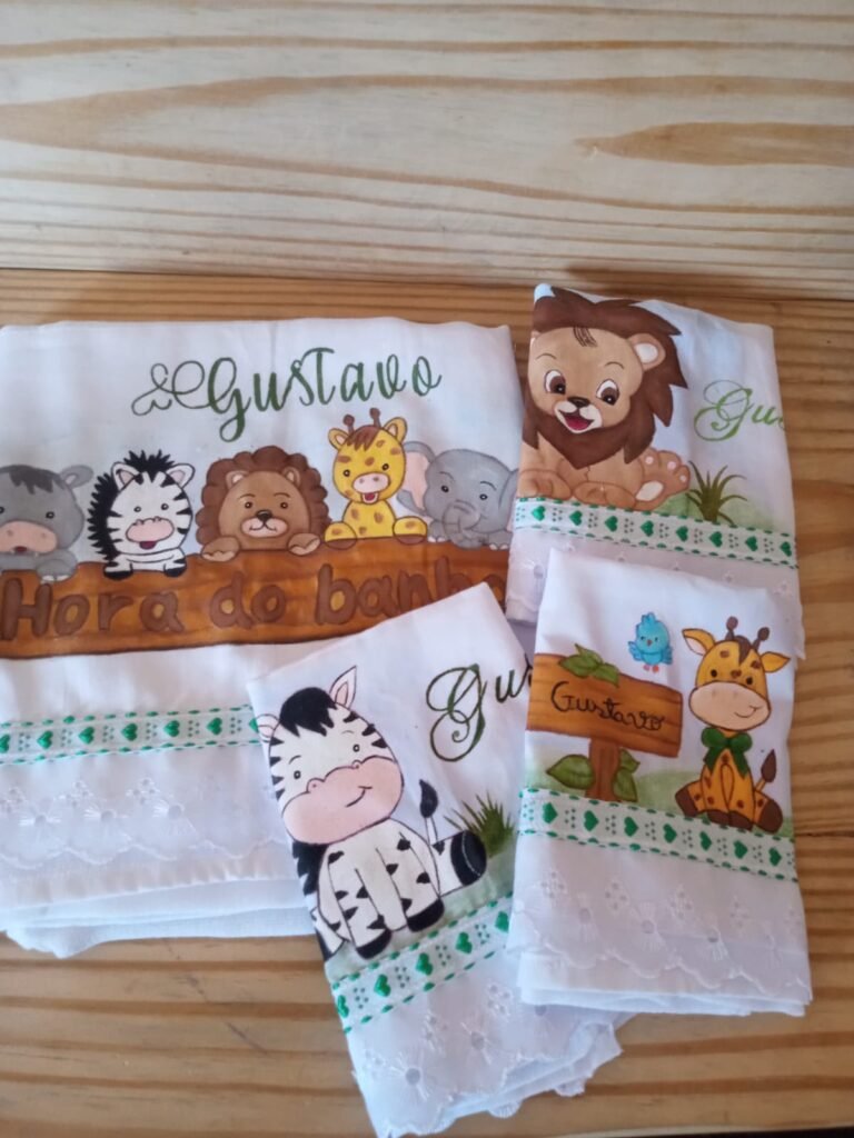 Kit Enxoval Bebê Personalizado – 4 Peças