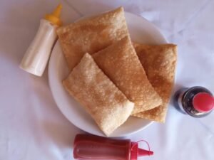 🥟🔥 Pastel quentinho saindo na Sabor de Casa! 🔥🥟