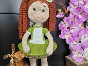 Boneca em Crochê Artesanal
