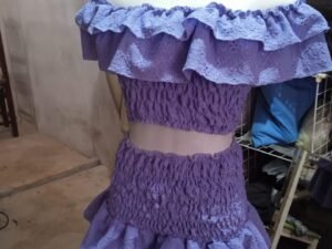 Conjunto Feminino Artesanal com Saia e Blusa – Sob Encomenda