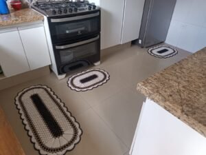 Kit Tapetes de Cozinha em Crochê – 3 Peças Artesanais