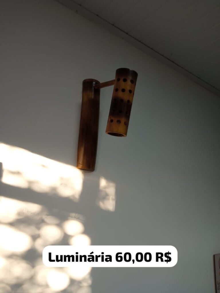 Suporte Artesanal em Bambu para Luminária