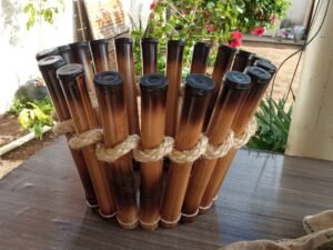Suporte Artesanal em Bambu para Plantas