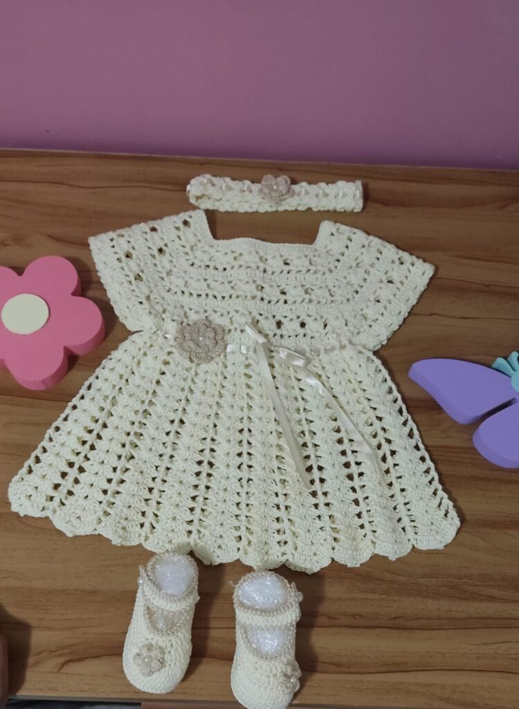 Conjunto Bebê em Crochê