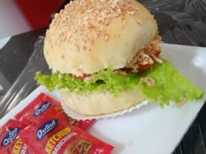 SANDUÍCHE ARTESANAL – R$ 8,00