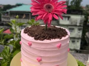 🌷 Bolo vaso de flor — R$120,00