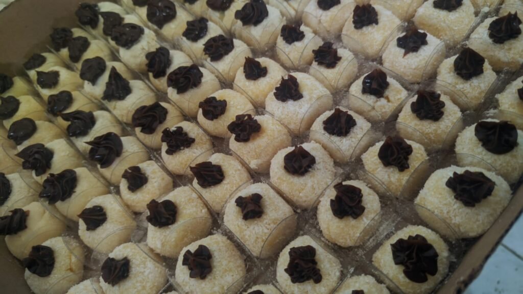 ✨ Brigadeiro gourmet — R$3,00 (unidade)