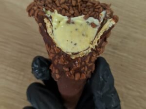 🍦 Cone trufado — R$8,00