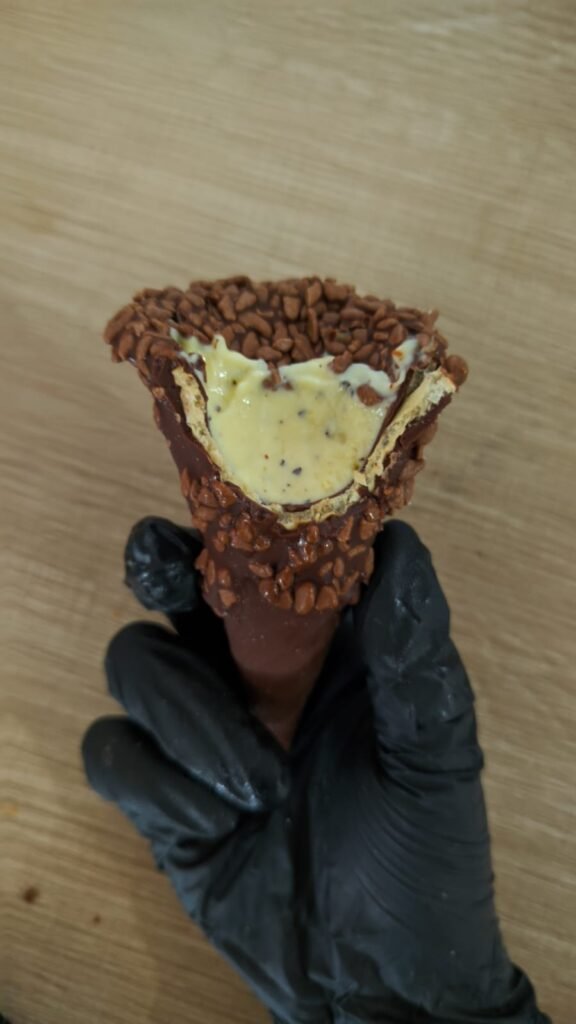🍦 Cone trufado — R$8,00