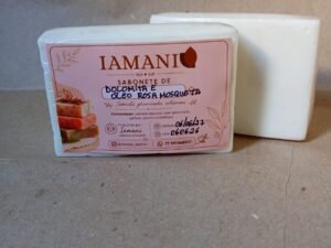 Sabonete artesanal glicerinado de dolomita com óleo de rosa mosqueta.90g.