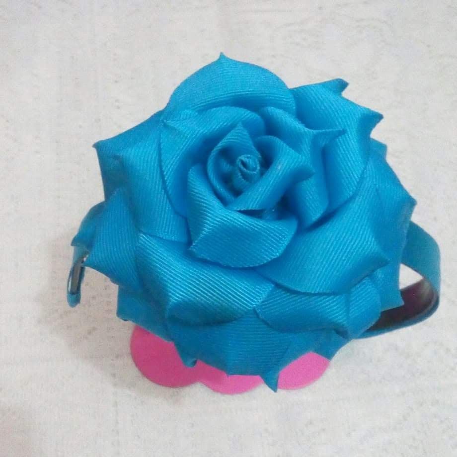 Tiara Artesanal – Delicada e Charmosa