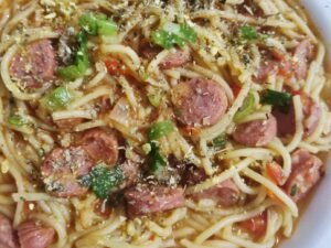 Macarrão com Linguiça