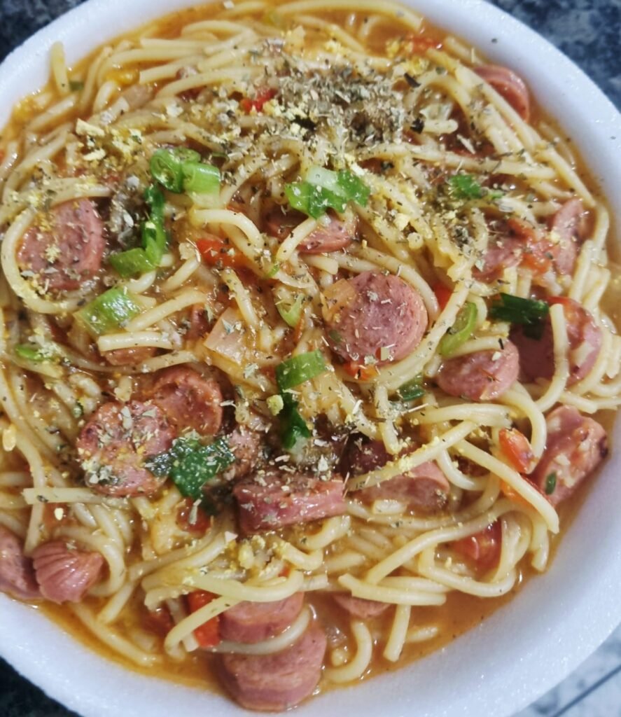 Macarrão com Linguiça